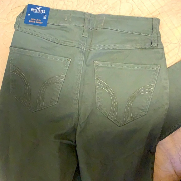 Hollister Jeans - Picture 4 of 4